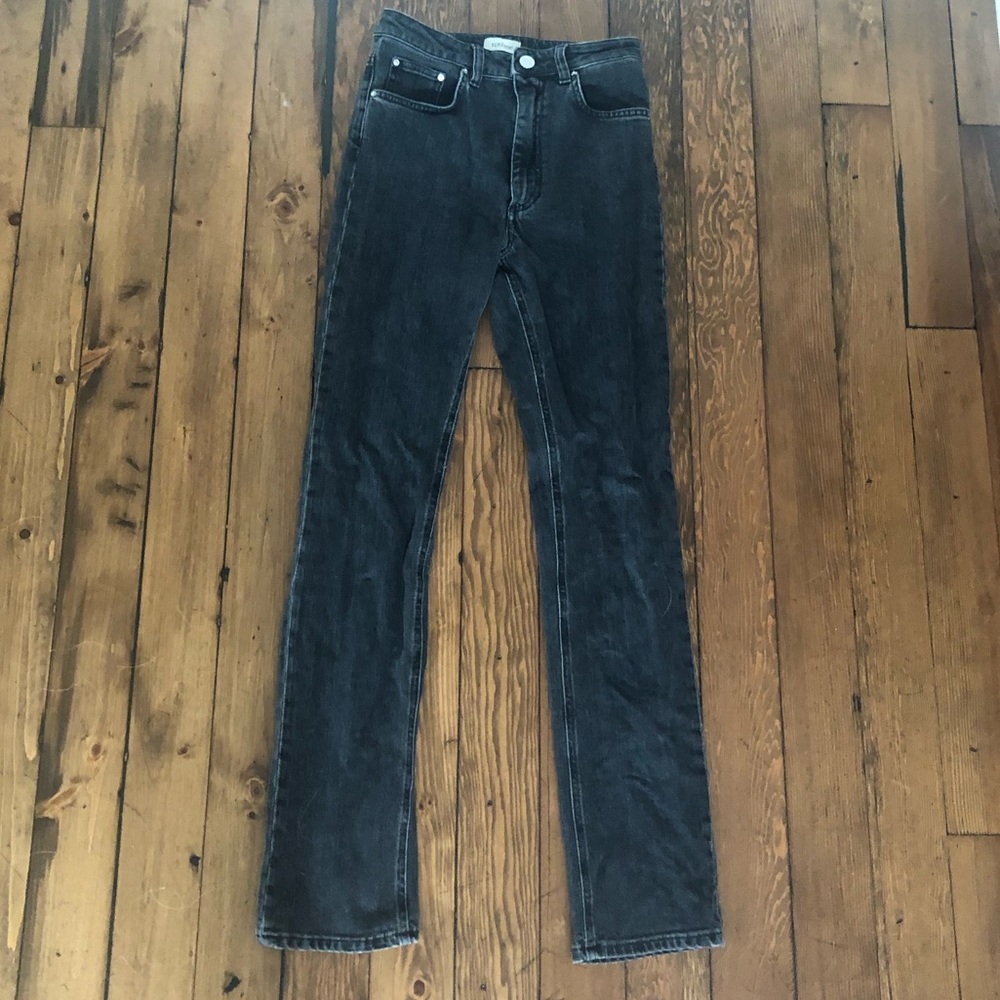 Totême Standard Straight Leg Jean Size 26 more like 25